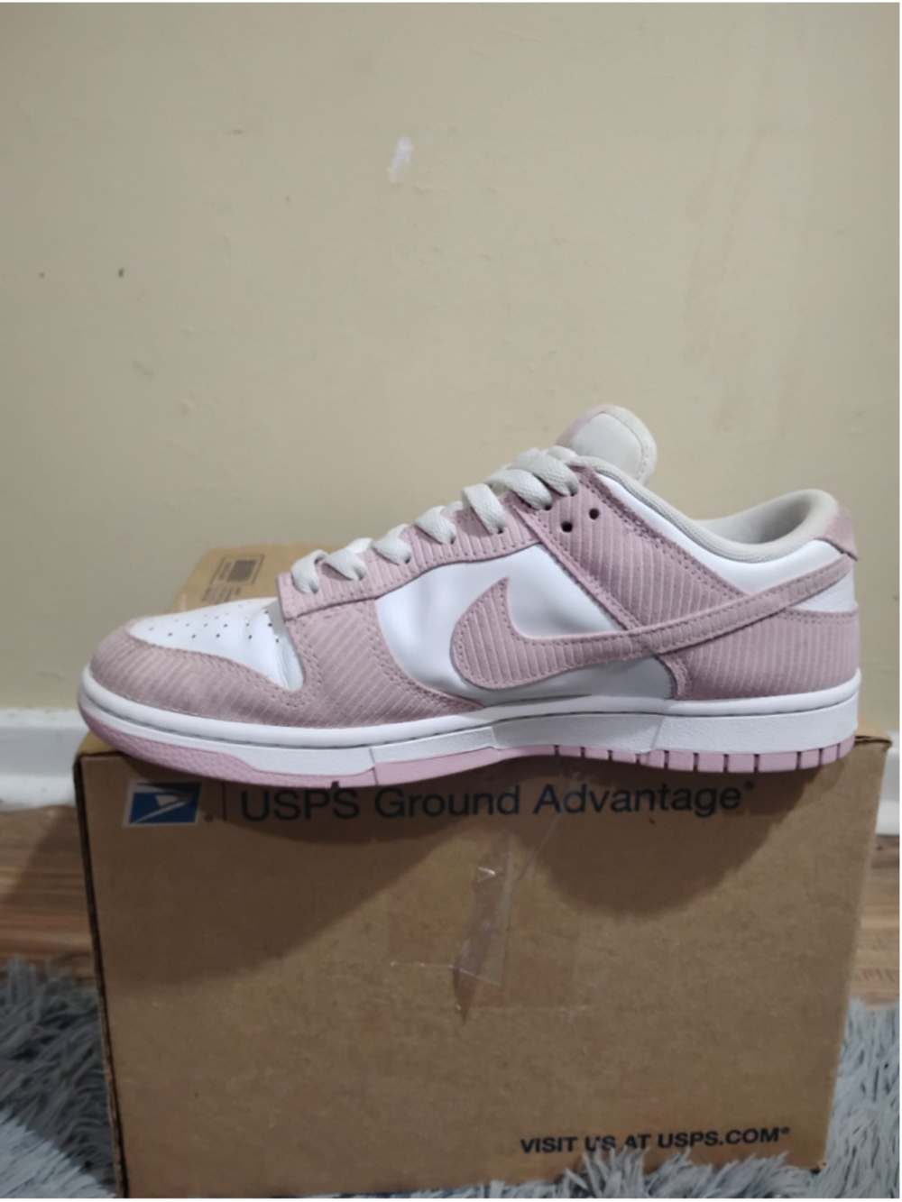 Nike Dunk Low Women Size 10 Pink Corduroy White/Pink Sneakers FN7167-100 - Picture 9 of 12